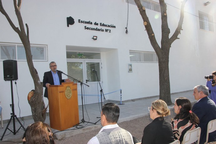 Quedó inaugurada la obra en la Escuela Secundaria 2