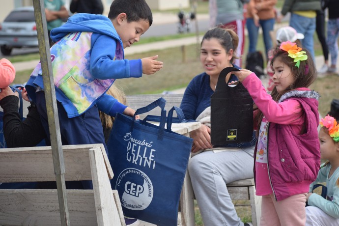 En el Parque Lineal, se realizó una jornada de concientización ambiental