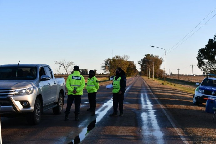 Continúan los controles en los accesos a Salliqueló y Quenumá