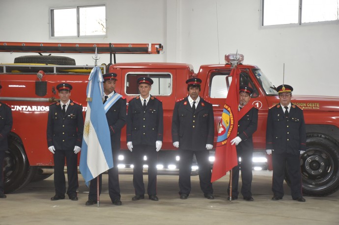 Emotiva celebración del Día del Bombero Voluntario en Salliqueló