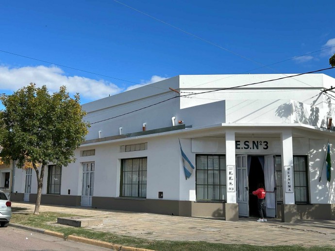 La Escuela Secundaria de Quenumá celebró su 35° aniversario
