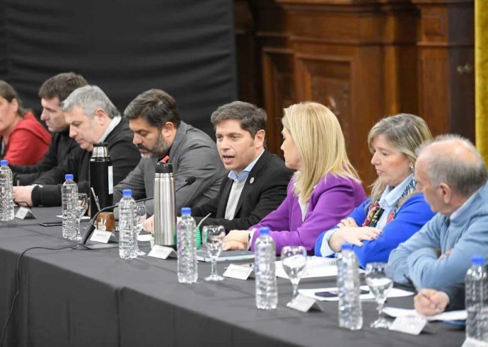 Succurro se reunió con Kicillof y su gabinete de gobierno