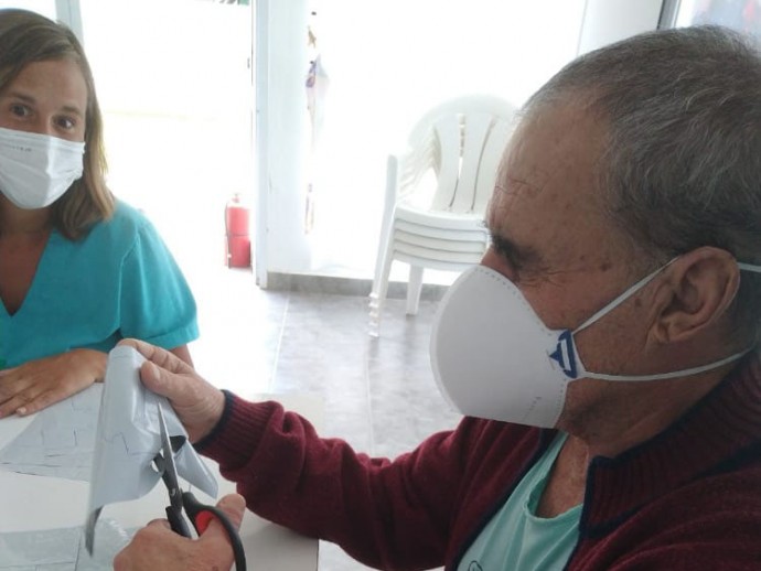 El Centro de Día retomó el reciclaje de sachets de leche y yogur