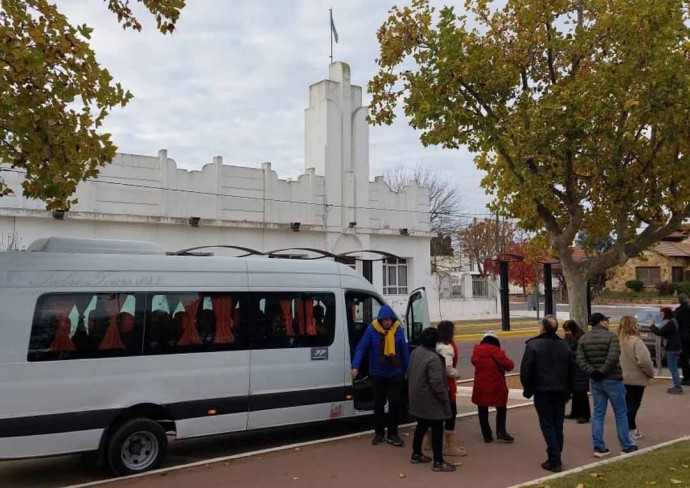 Un contingente de CABA visitó las obras de Salamone en Tres Lomas