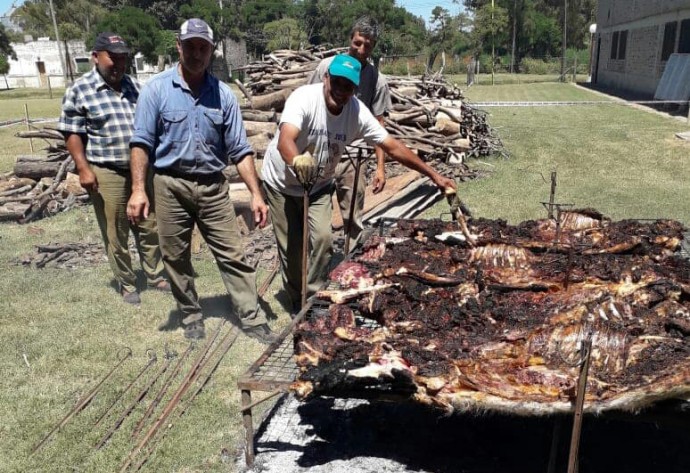 Bocayuva celebra su aniversario con “La noche del asado con cuero”