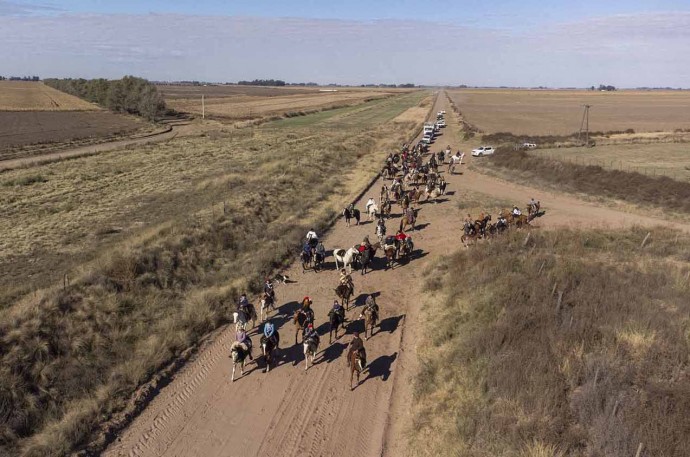 Anga Irú realizó su tercera cabalgata hacia Pehuelches