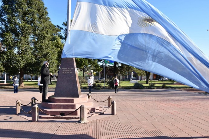 Mensaje de Álvarez por el 25 de Mayo