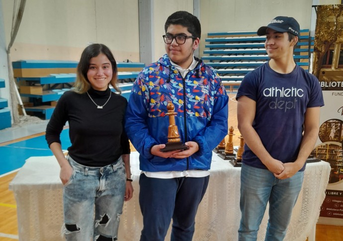 Quenumenses participaron de un torneo de ajedrez en Trenque Lauquen 