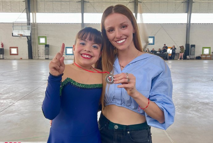 Cecil A. Roberts logró múltiples campeonas provinciales de patín