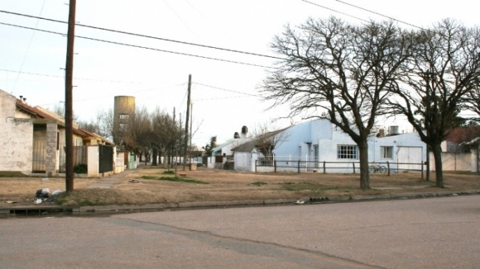 Abren una calle en el barrio Fo.Na.Vi