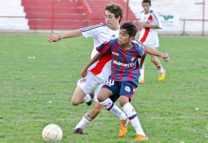 River Plate, con Juan Cruz Cuevas como titular, se coronó campeón en Neuquén