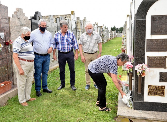 Ofrenda Floral por el Aniversario del fallecimiento de Osvaldo Balbín