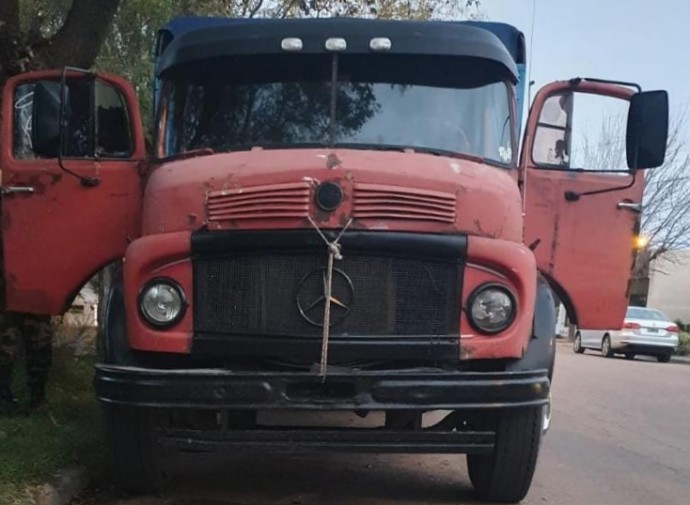 Interceptaron un transporte con seis toneladas de maíz sin carta de porte