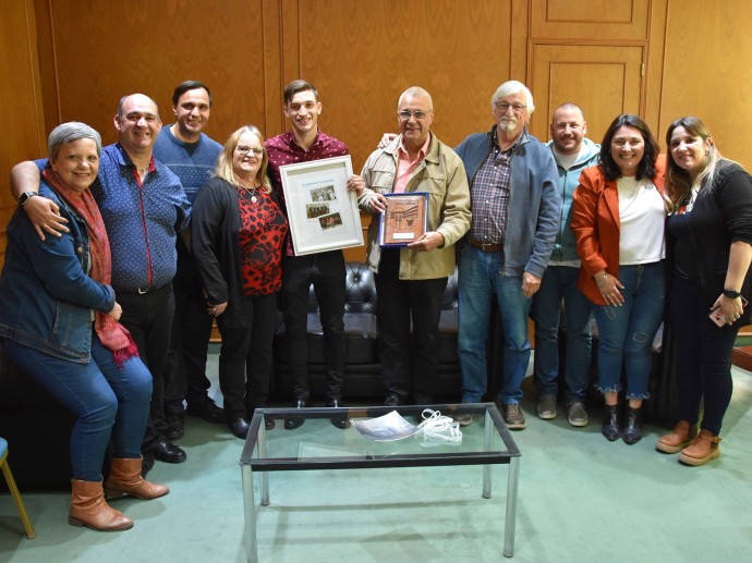 Reconocimiento a “Los Diamantes” por sus 50 años de trayectoria