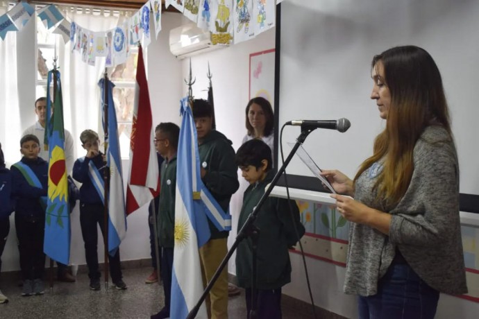 Acto Oficial del 25 de Mayo en la Escuela Especial N° 501