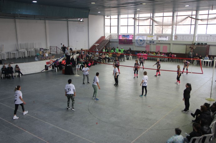 Fin de semana de newcom en el gimnasio del Cecil A. Roberts