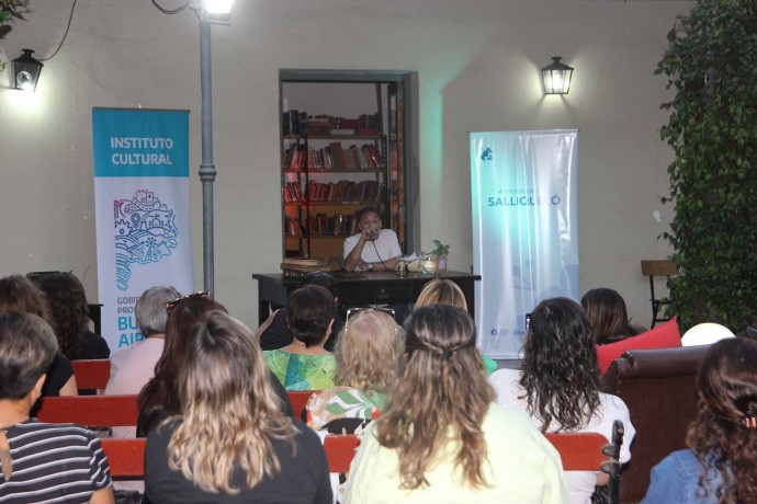 Jorge Dorio expuso sobre la construcción de la identidad bonaerense