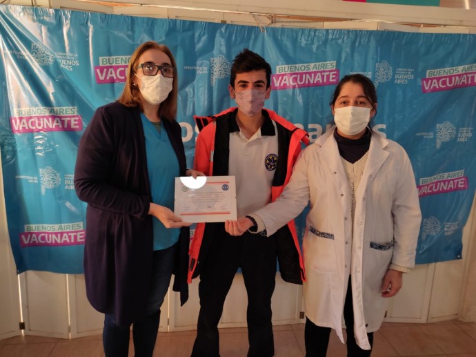 La posta de vacunación recibió un reconocimiento por su labor
