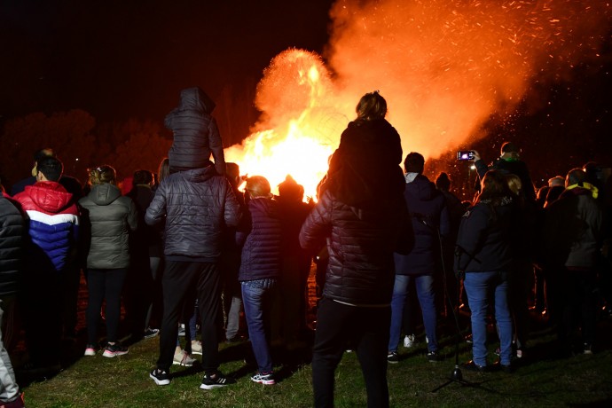 Se realizó la tradicional Fogata de San Juan, San Pedro y San Pablo