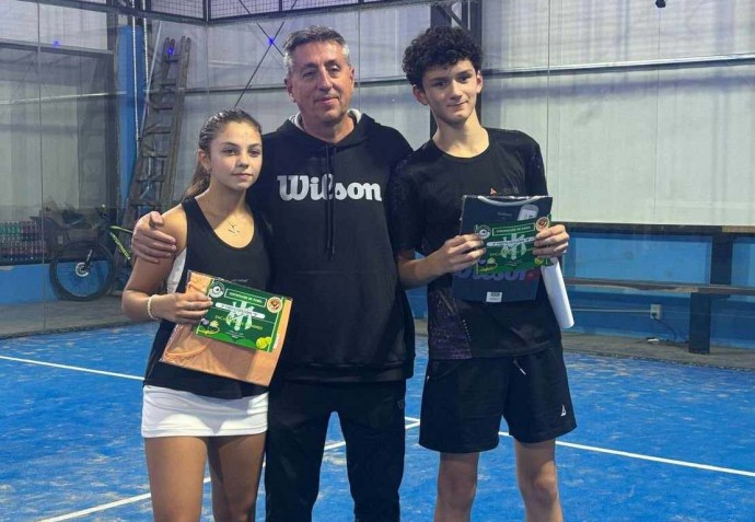 Más de doscientos niños jugaron al pádel en Salliqueló
