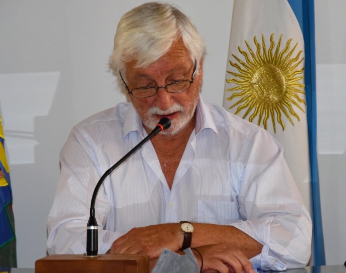 Juró Jorge Carrera como Intendente Municipal