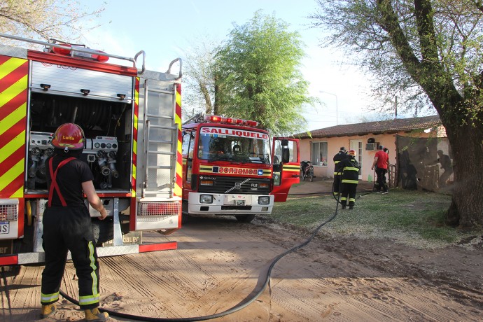 Principio de incendio en una vivienda