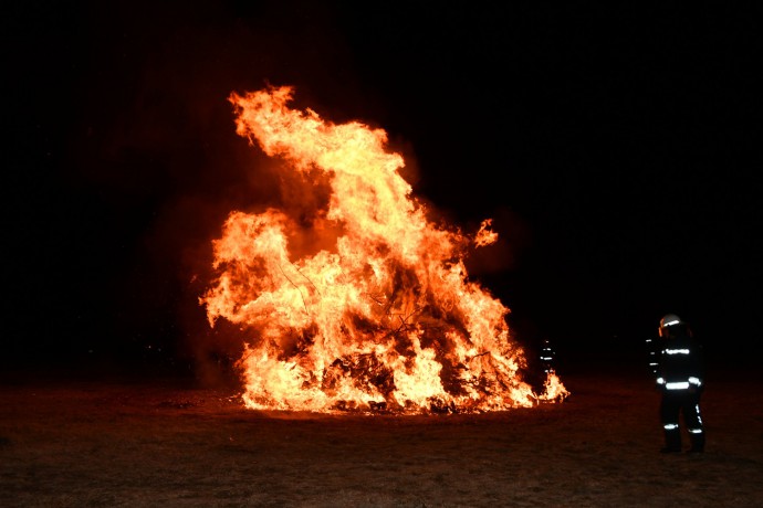 El viernes ardió la tradicional Fogata de San Juan, San pedro y San Pablo