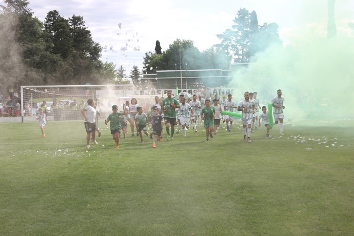 Jorge Newbery se coronó Campeón con una apabullante goleada