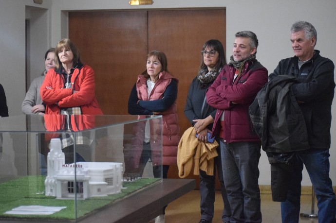 Gran cantidad de participantes en la visita guiada al Palacio Municipal