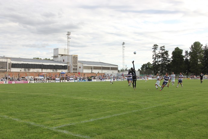 Jorge Newbery se coronó Campeón con una apabullante goleada