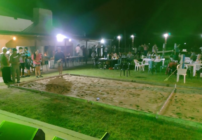 Torneo de bochas, tejo y peña en el “Patio de Don José”