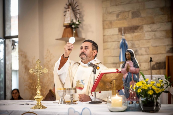 El Sacerdote Luis Marcelo Cervetti deja la Parroquia San José