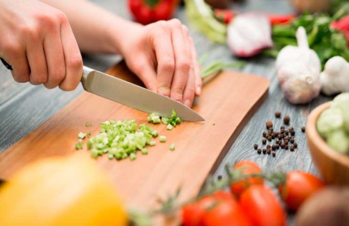 Buscan cocinera/o para el Hogar Municipal