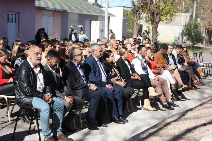 Quedó inaugurada la obra en la Escuela Secundaria 2