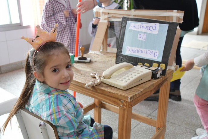 El intendente Nosetti visitó el Jardín de Infantes N° 904