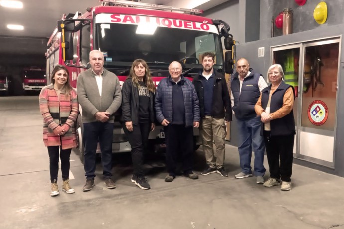 Bomberos Voluntarios entregó premios de su rifa
