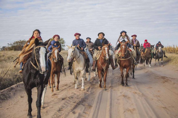 Anga Irú realizó su tercera cabalgata hacia Pehuelches
