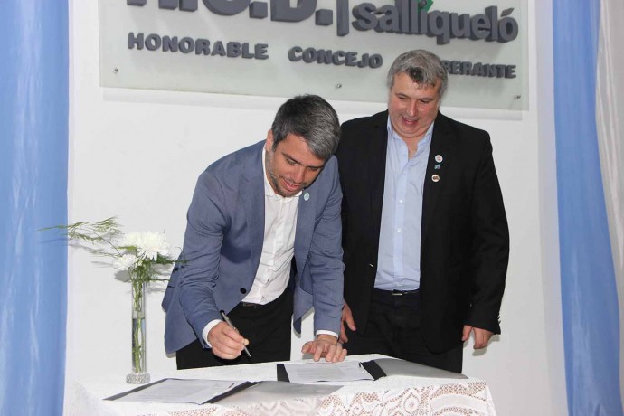 Se realizó el acto protocolar por el aniversario de Salliqueló