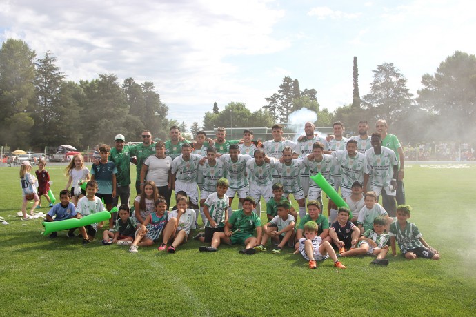 Jorge Newbery se coronó Campeón con una apabullante goleada
