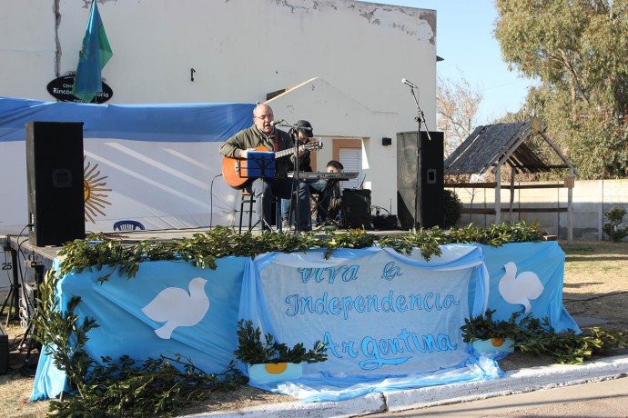 Se realizó el acto central por el 9 de Julio