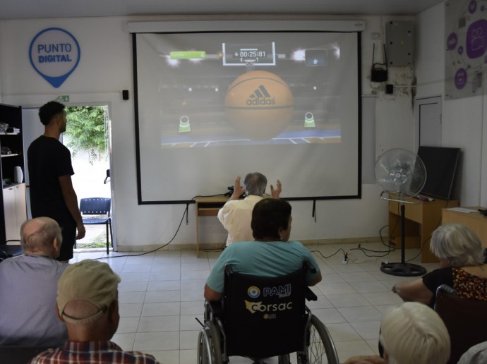 Jornadas de inclusión digital para adultos mayores 