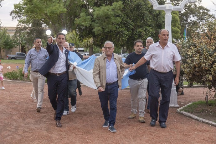 Tres Lomas celebró sus 38 años de autonomía