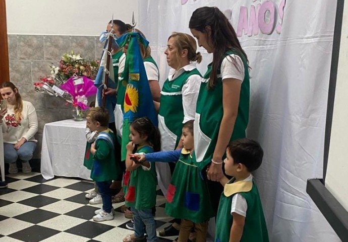 El Jardín Maternal “Rayito de Sol” conmemoró sus 35 años 