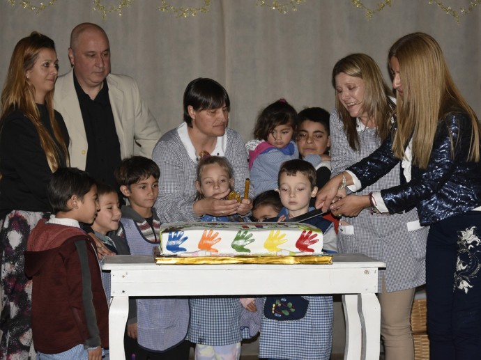 El Jardín de Infantes de Ingeniero Thompson celebró su cincuentenario