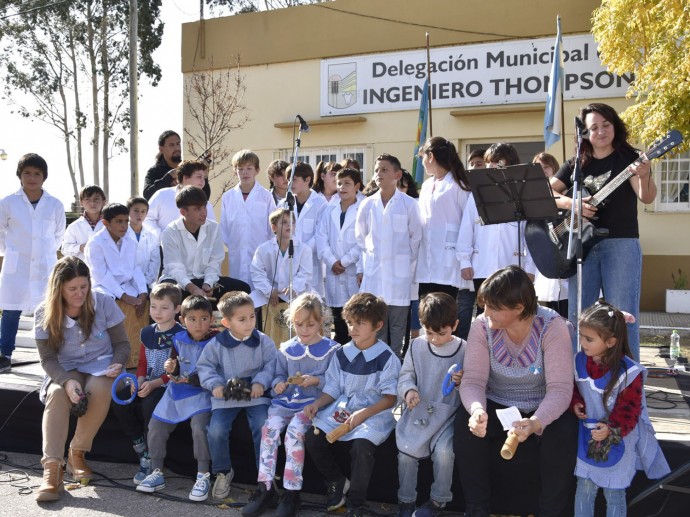 Ingeniero Thompson ya festeja sus 121 años de existencia 