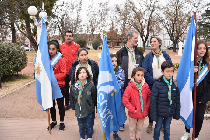 Acto para celebrar la independencia en la Plaza Principal 