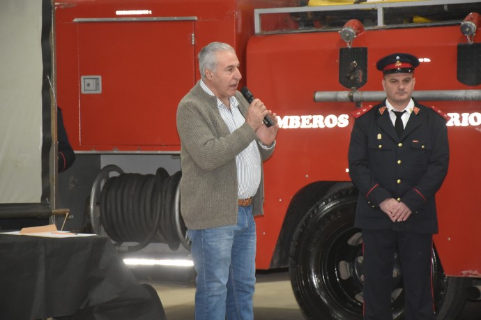 Emotiva celebración del Día del Bombero Voluntario en Salliqueló