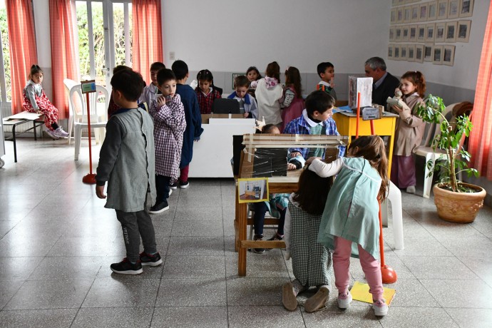 El intendente Nosetti visitó el Jardín de Infantes N° 904