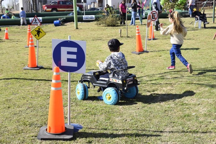 Se realizó la jornada recreativa “A jugar y aprender” en Bocayuva