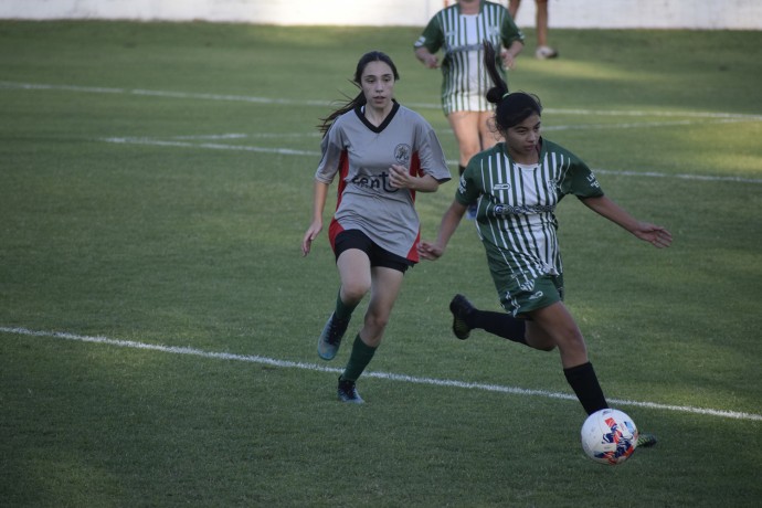 El Complejo Polideportivo fue escenario para el fútbol femenino